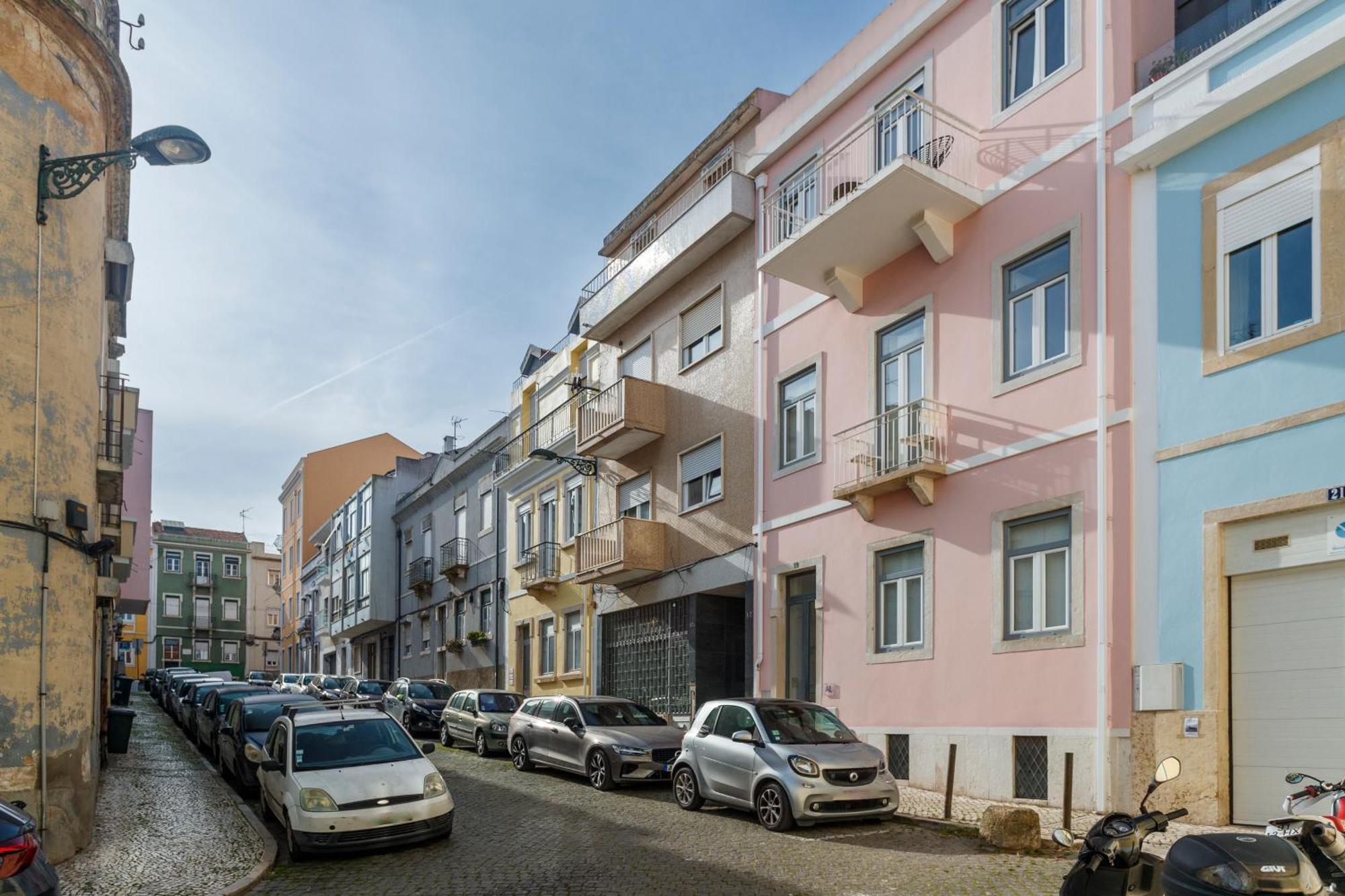 Cortes Apartment In Lisbon Historic Neighborhood Exterior foto